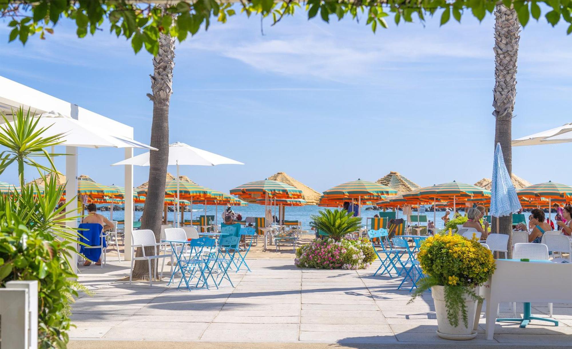 Albergo Punta De L'Est Francavilla Al Mare Exteriör bild